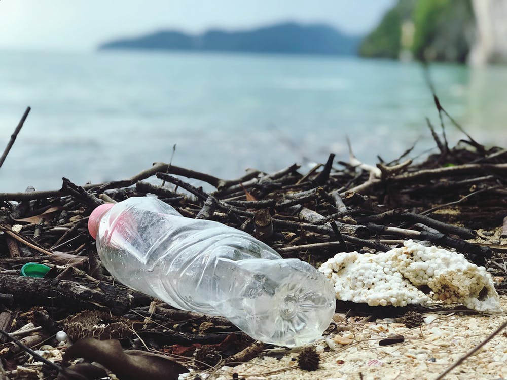 APECS | War On Plastic